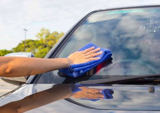 How to Clean Car Windows