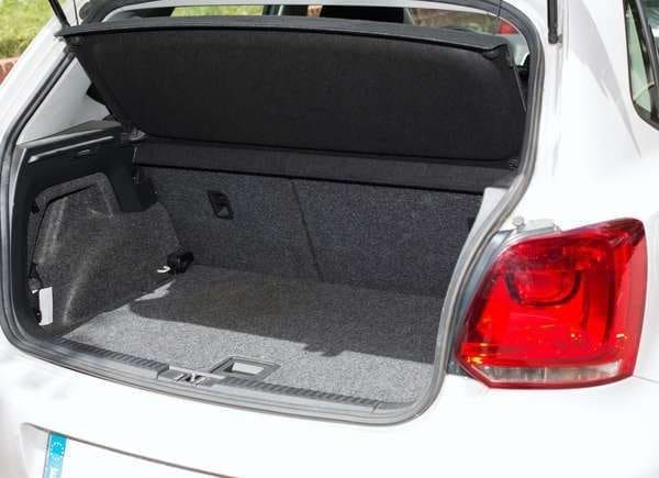 Car trunk storage